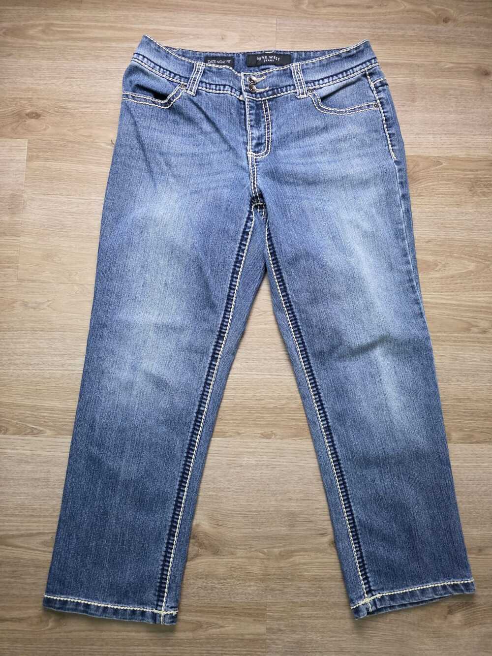 Nine West Date Night Fit Bootcut Jeans Women's Size 6x25 Blue Embroidered